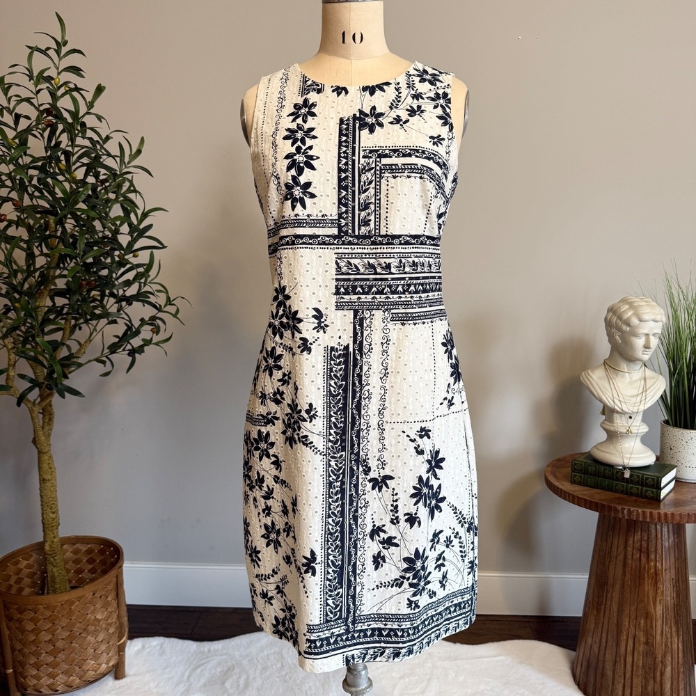 Tommy Hilfiger Eyelet Sheath Dress White Navy Floral Sleevelessโ Preppy Size 4